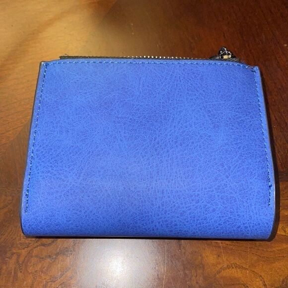 NWOT Multi compartment cobalt blue vegan wallet - Picture 2 of 11